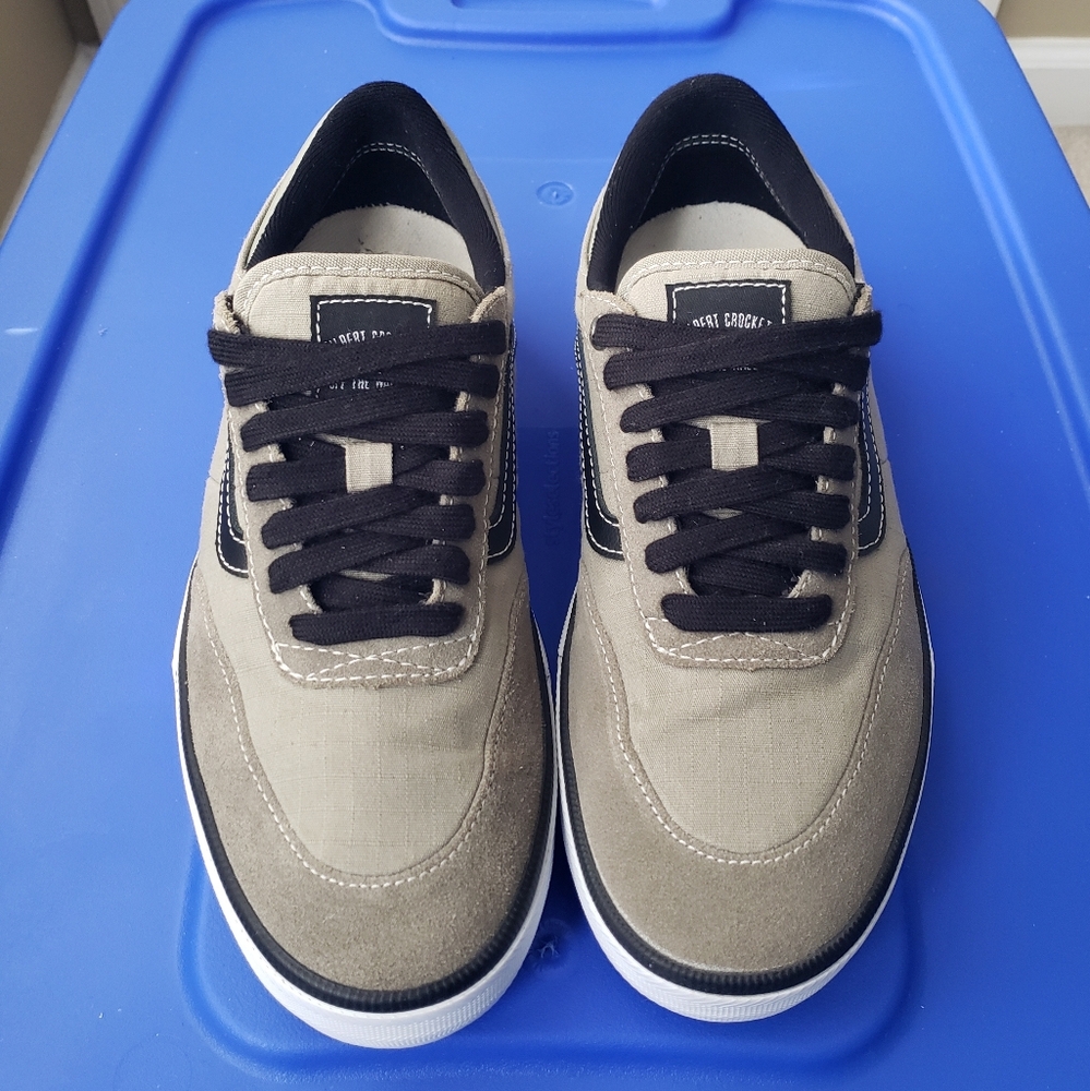 Gilbert Crockett Vans